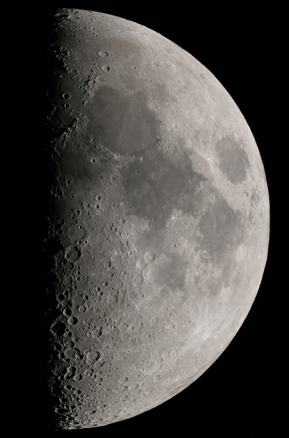 Zunehmender Mond am 2. April 2009